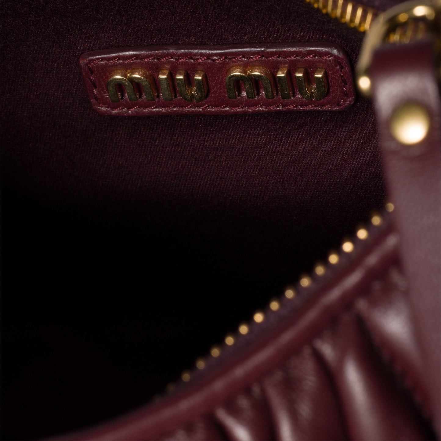 Wander nap leather hobo bag Burgundy -  حقيبة هوبو نبيتي غامق Wander جلد